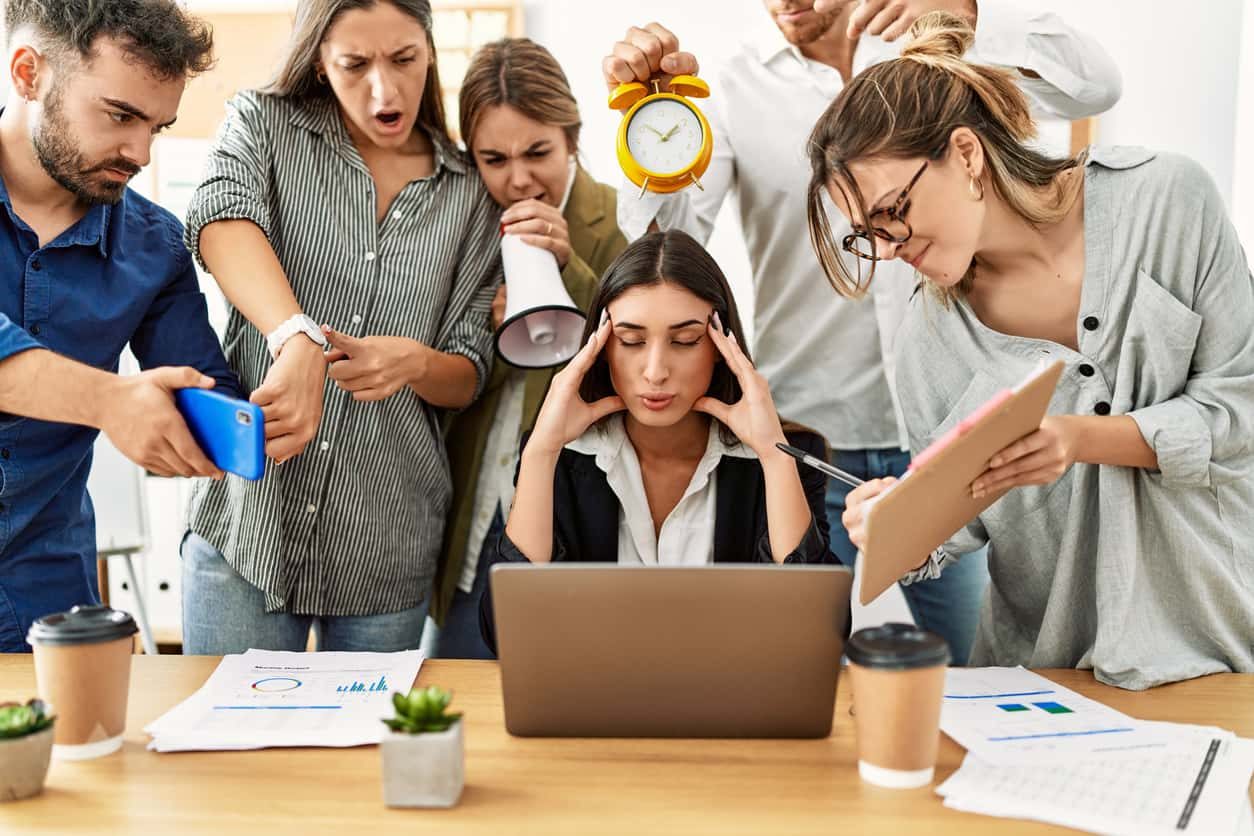 Aceites Esenciales para la Ansiedad y el Estrés: Soluciones Terapéuticas para la Calma Interior